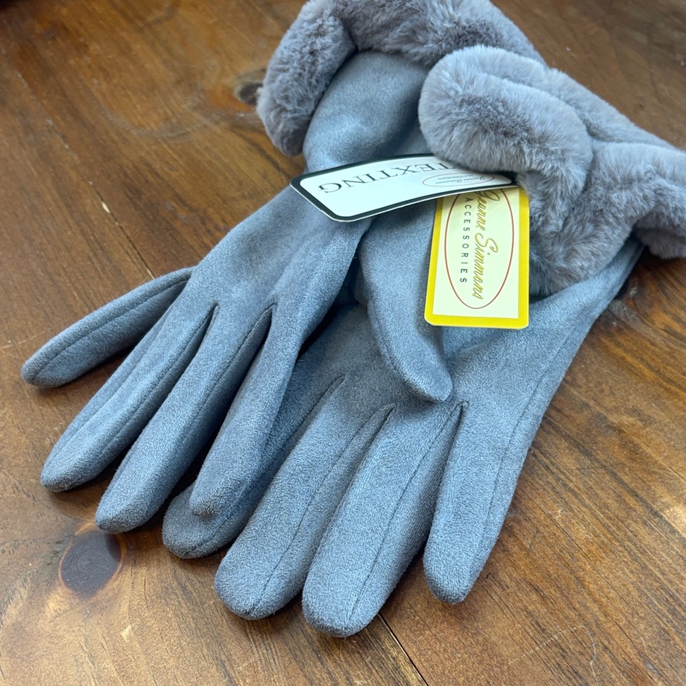 Elegant Gray Faux Fur Gloves
